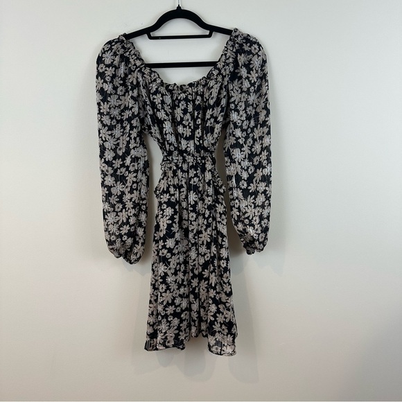Astr Black and Cream Floral Long Sleeve Dress with Cut Outs Size Small - Picture 2 of 7